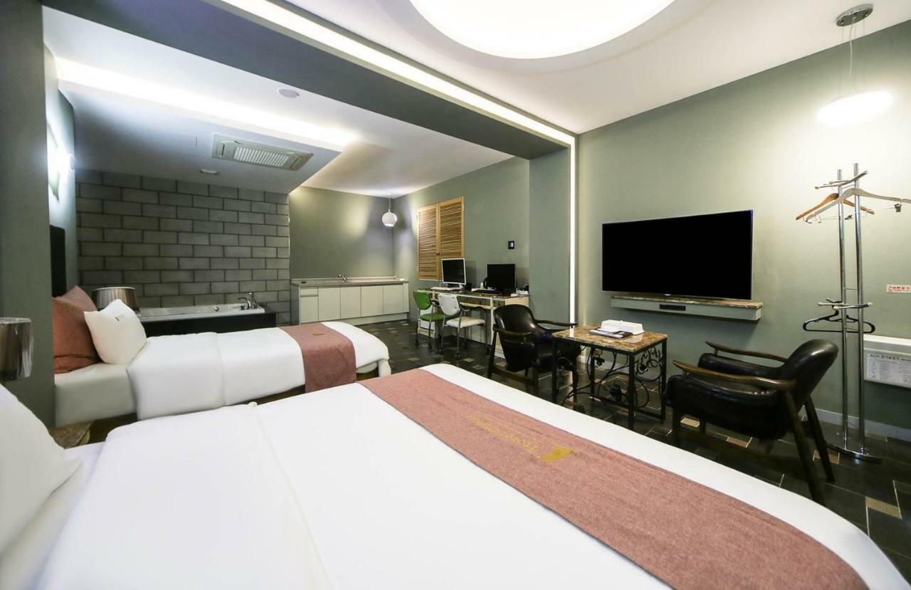 Dubai Hotel Cheongju Dış mekan fotoğraf